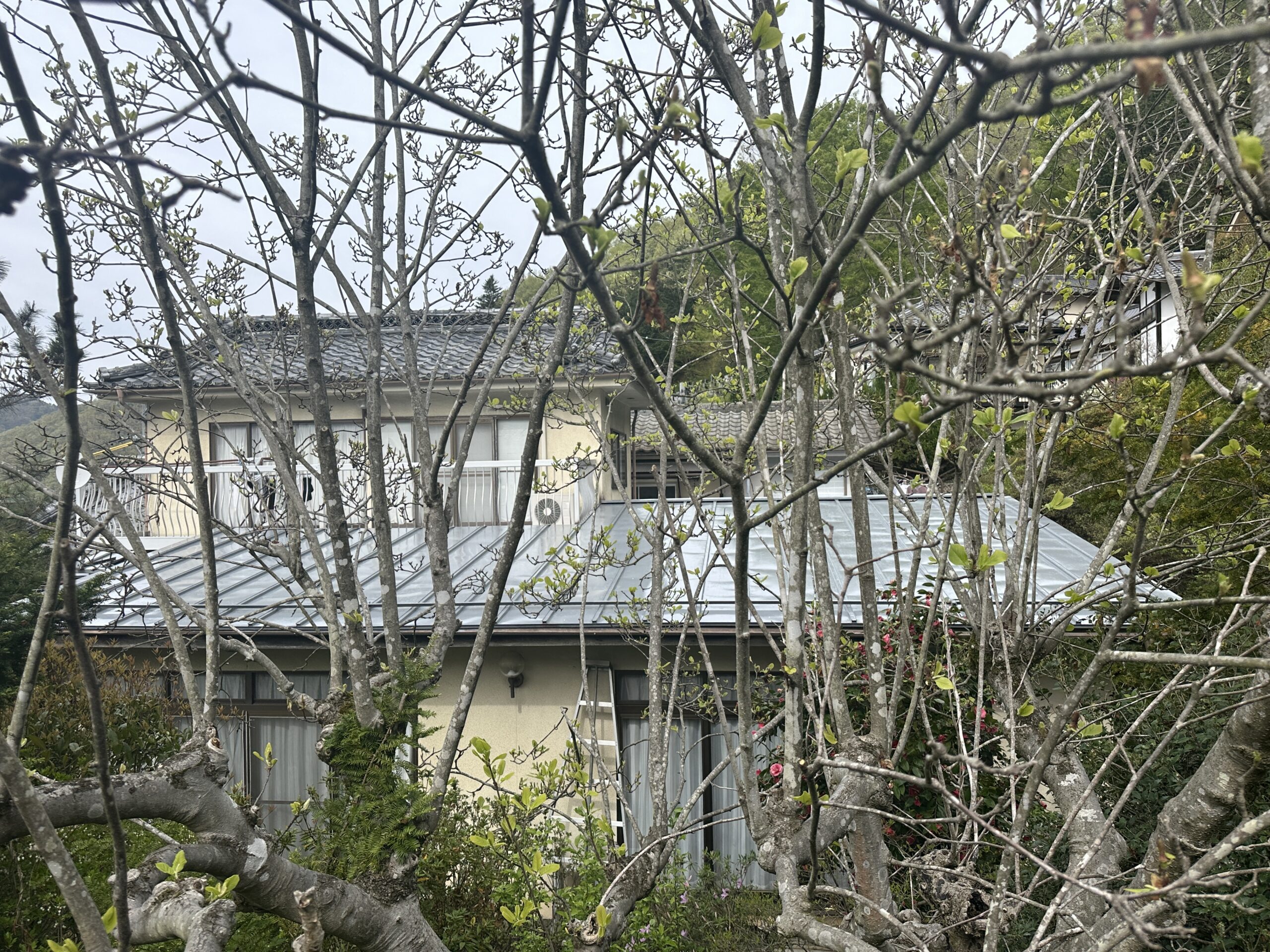 下屋根塗装(明科町)